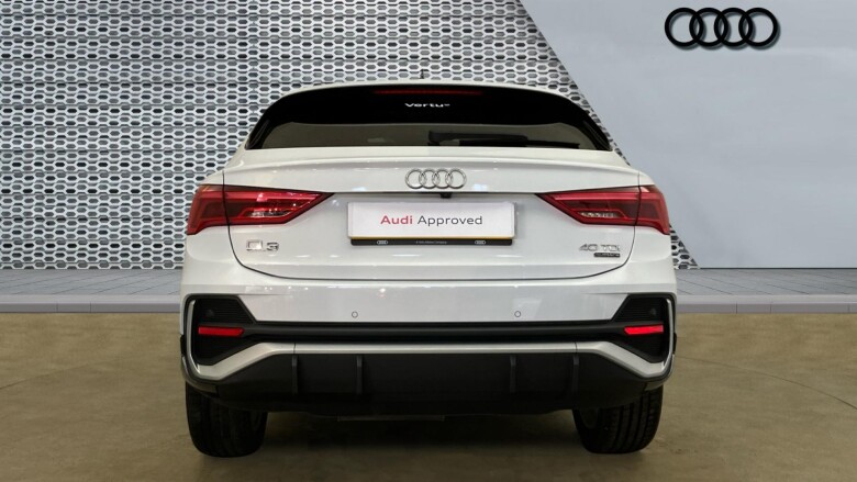 Audi Q3 40 TDI 200 Quattro S Line 5dr S Tronic Diesel Estate